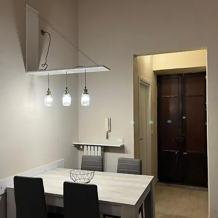 Ferienwohnung Alice In Centro Vercelli Exterior foto